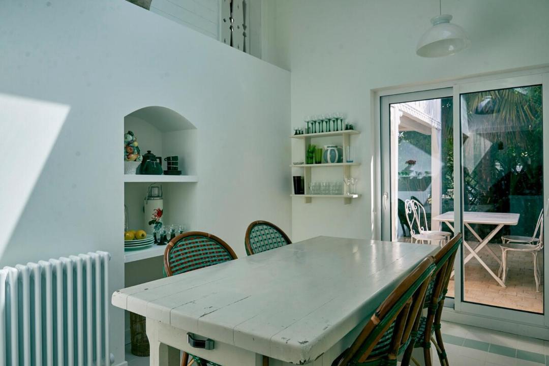 Photo of Others in Olivet