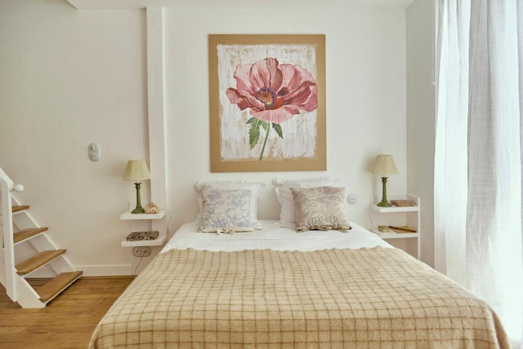 Photo of Others in Olivet