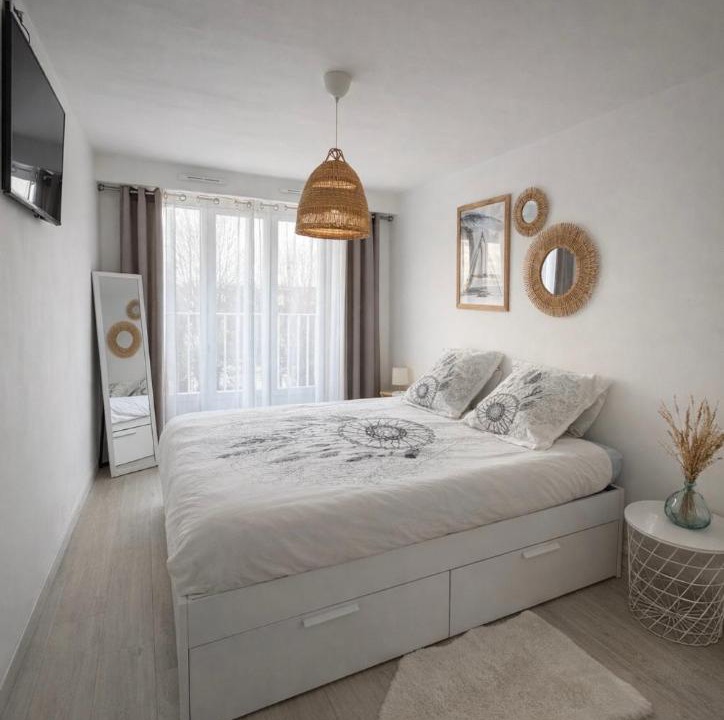 Photo of Bedroom in Chilly-Mazarin