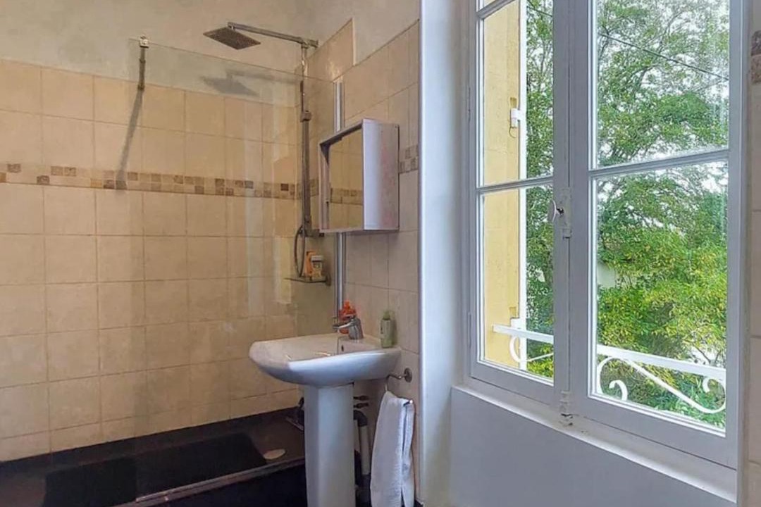 Photo of Bathroom in Fauillet