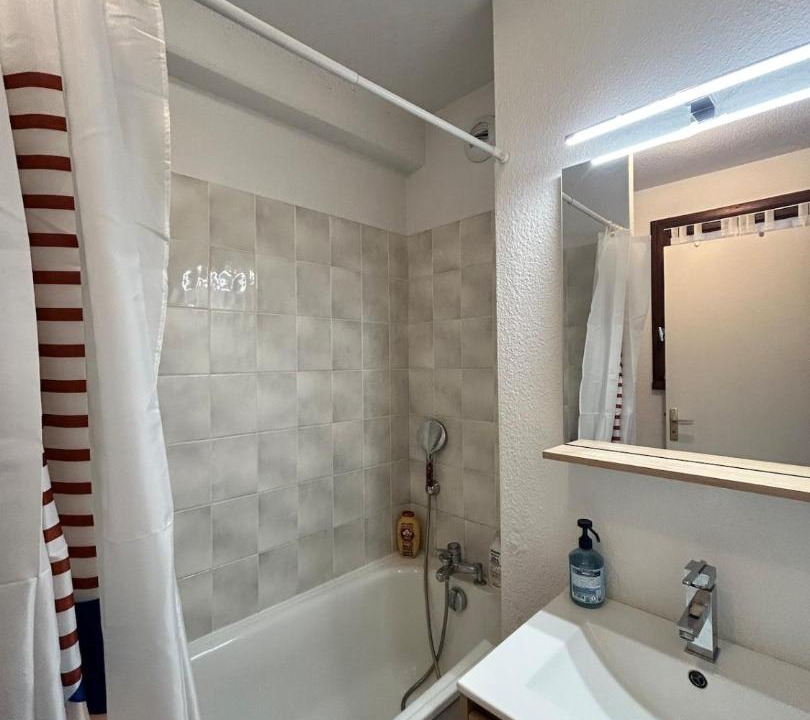Photo of Bathroom in Marengo - Jolimont