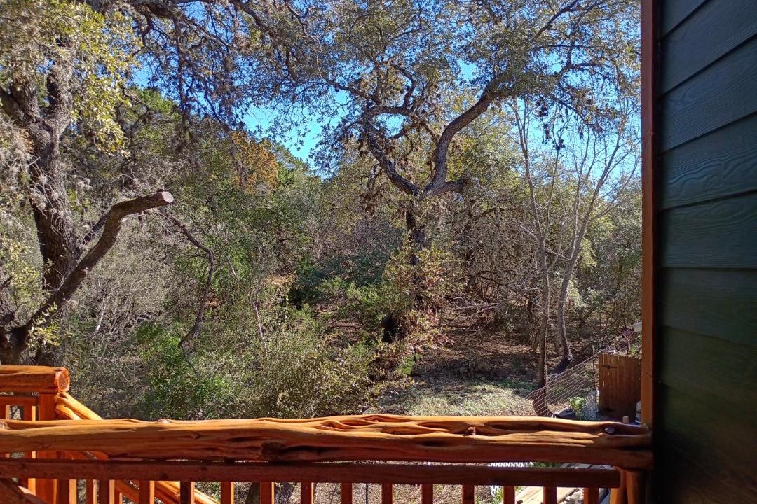Photo of Patio Balcony in Lakehills