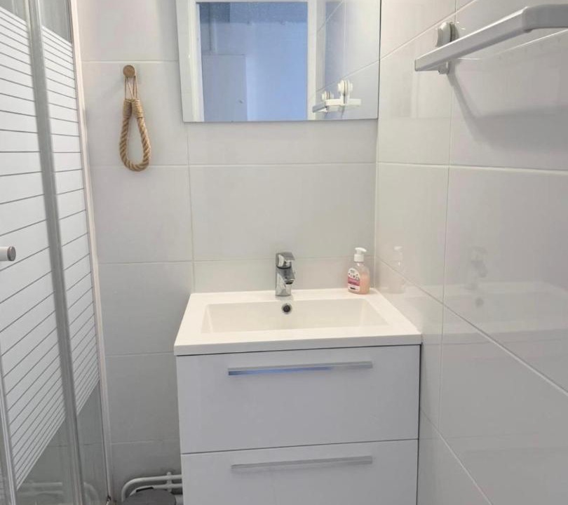 Photo of Bathroom in Pere Lachaise
