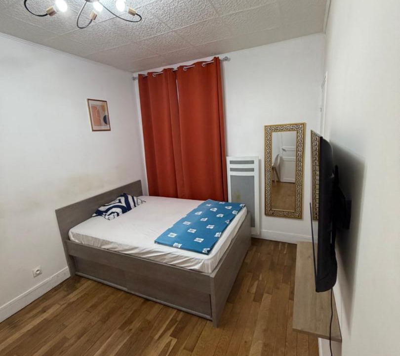 Photo of Others in Issy-les-Moulineaux