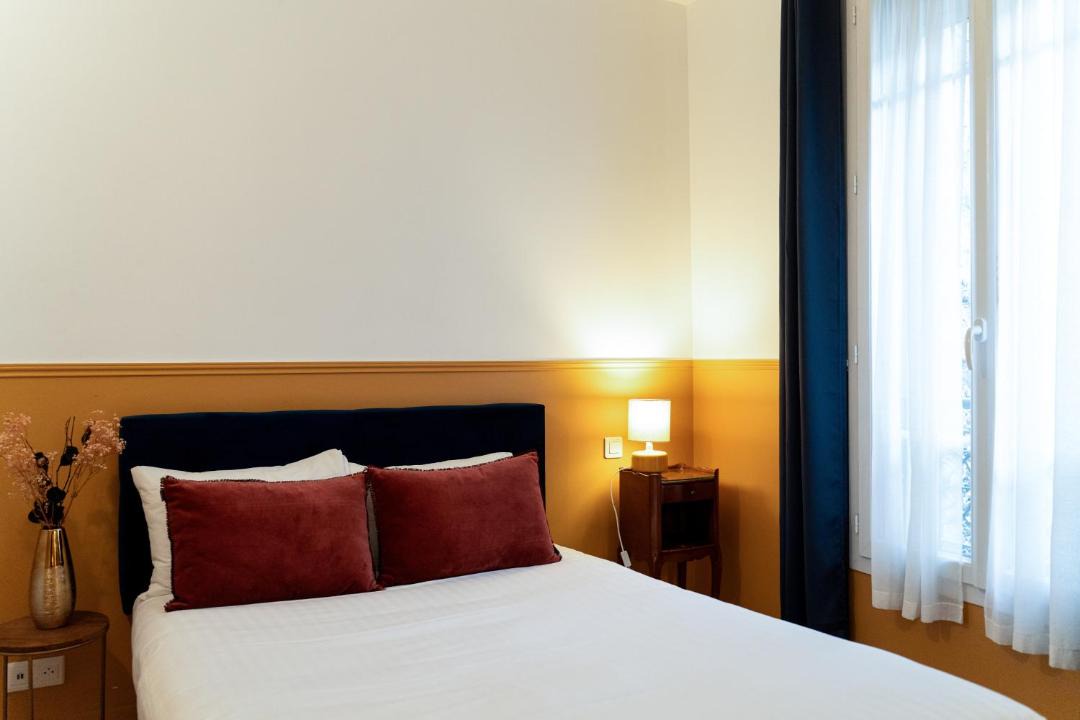 Photo of Others in Auteuil