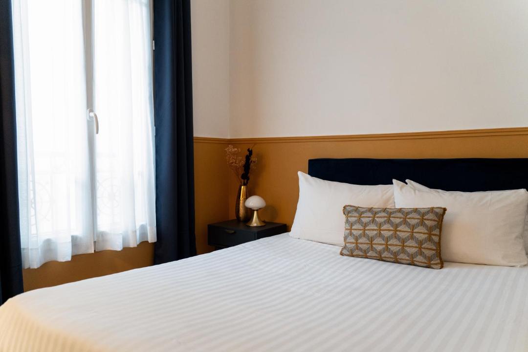 Photo of Others in Auteuil