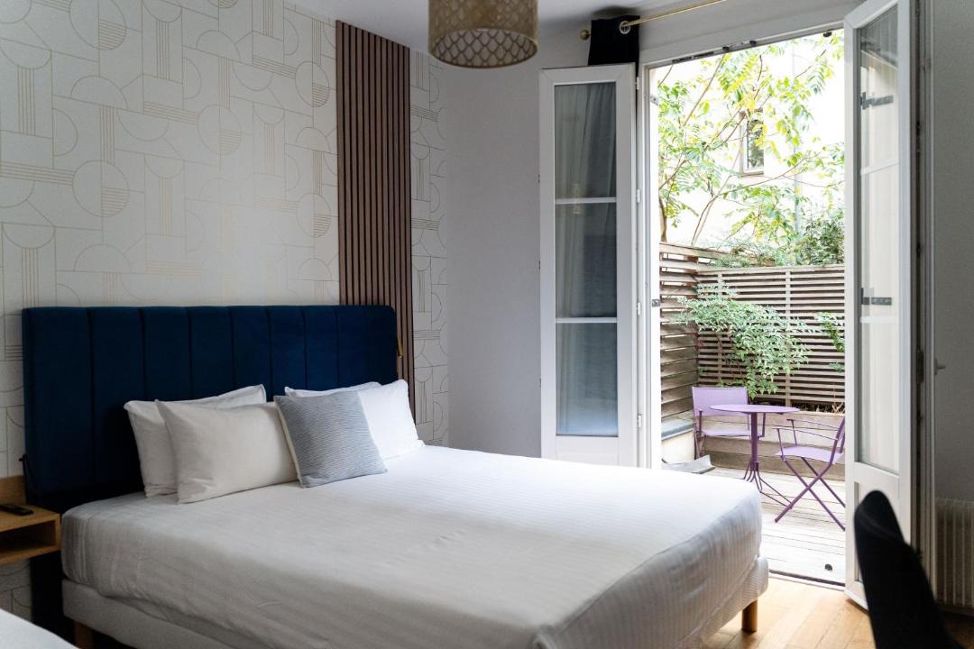 Photo of Others in Auteuil