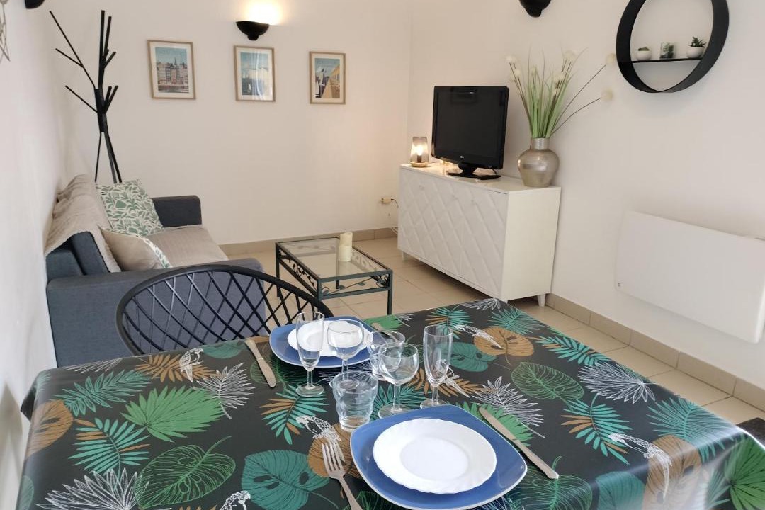 Photo of Others in Longues-sur-Mer