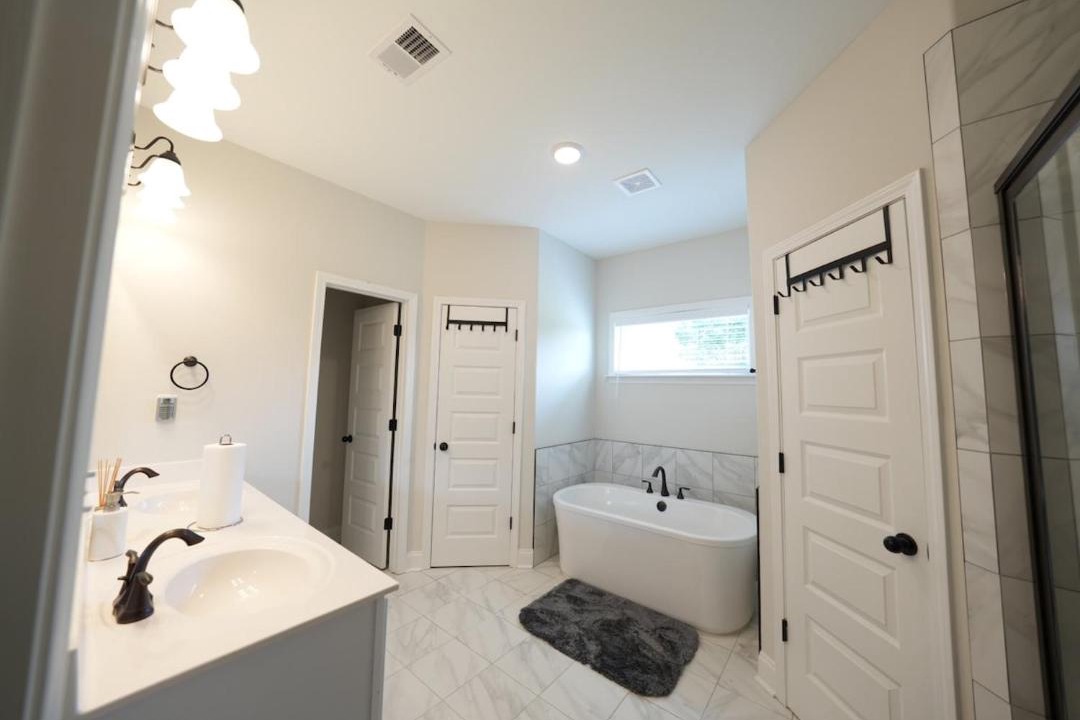 Photo of Bathroom in Olive Branch
