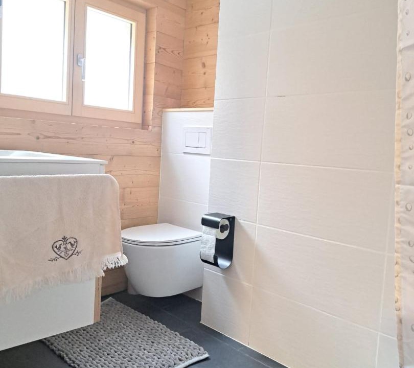 Photo of Bathroom in Heremence