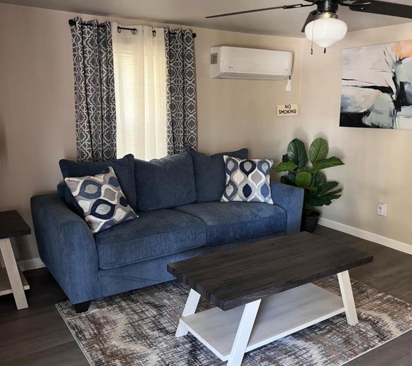 Photo of Livingroom in Rockingham
