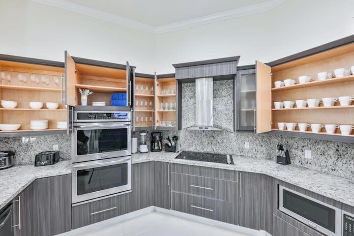 Photo of Kitchen in Davie