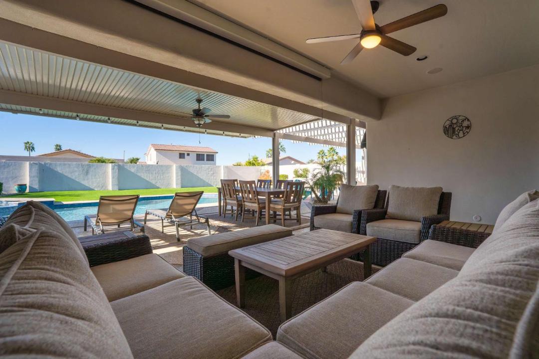 Photo of Patio Balcony in Palm Valley