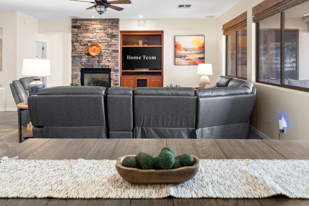 Photo of Livingroom in Palm Valley
