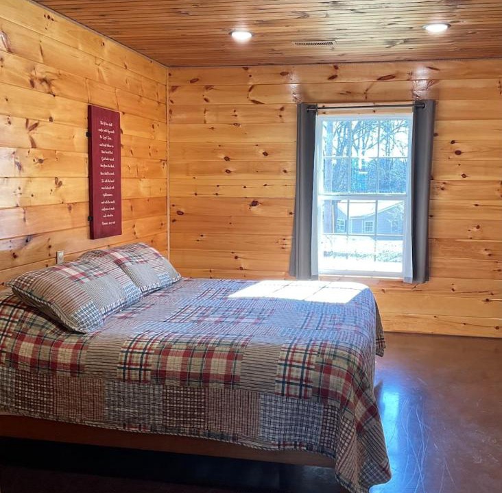 Photo of Bedroom in Oneida