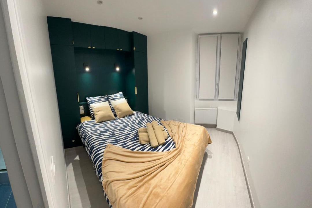 Photo of Bedroom in Chantiers