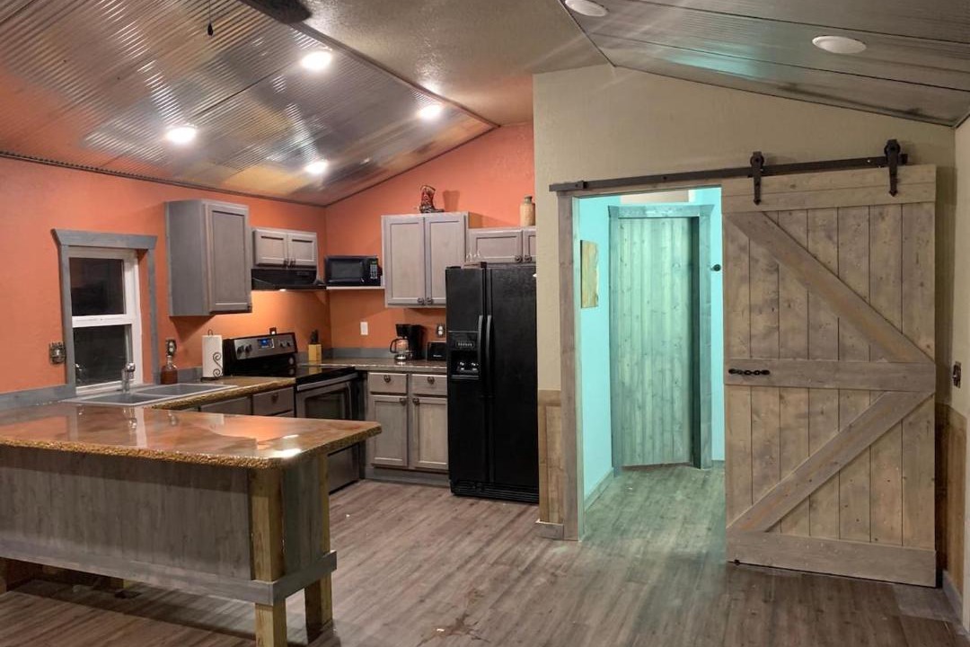 Photo of Kitchen in Eminence