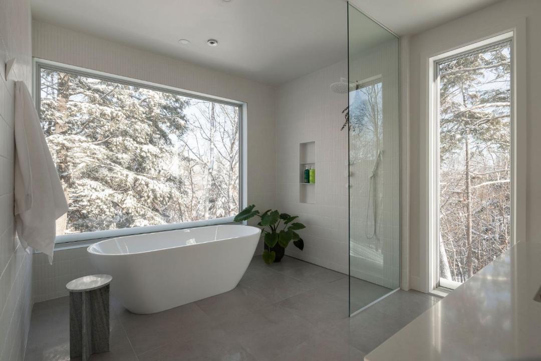 Photo of Bathroom in Lac Superieur Village