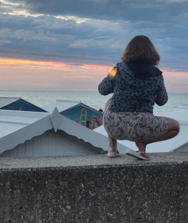 Photo of Human In Picture in Woignarue
