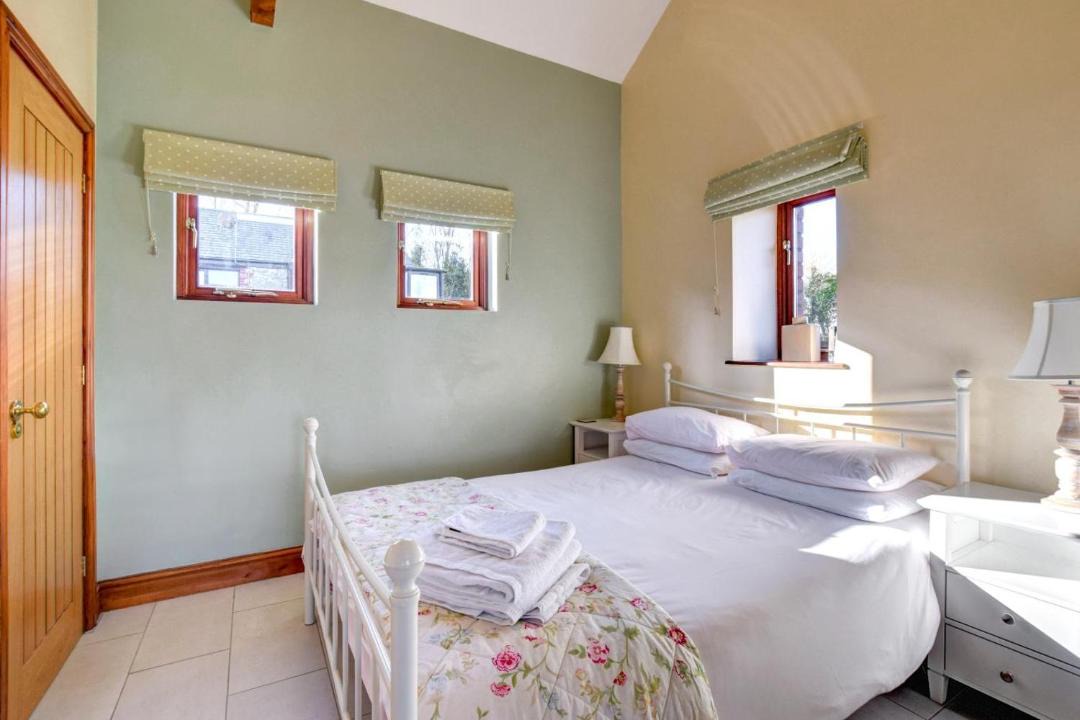 Photo of Others in Barry