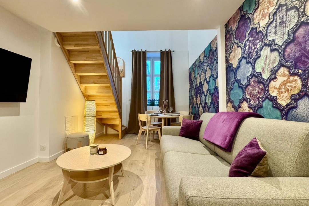 Photo of Livingroom in Moliere Vauban