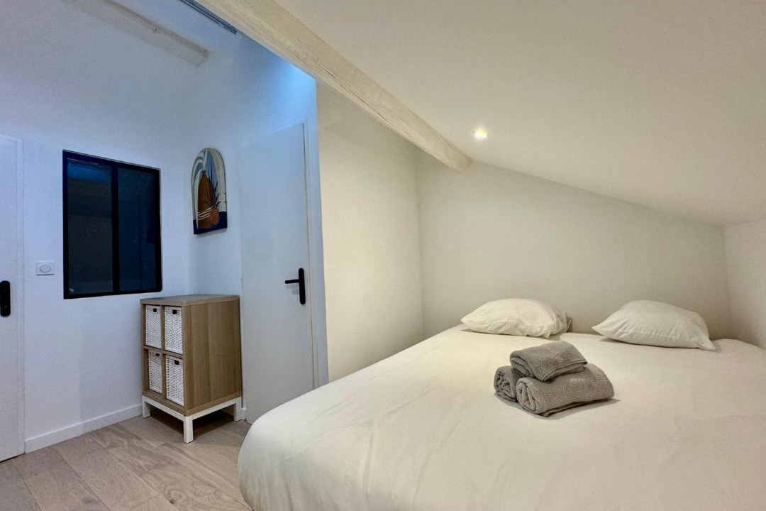 Photo of Bedroom in Moliere Vauban