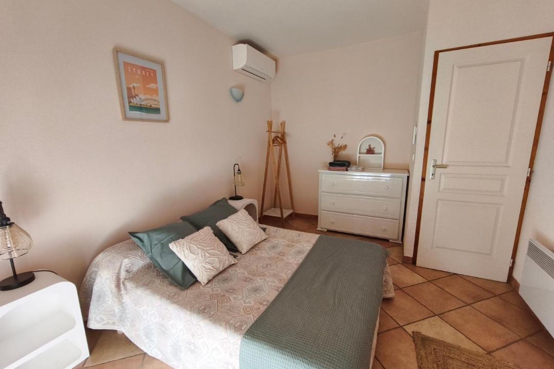 Photo of Others in Millas