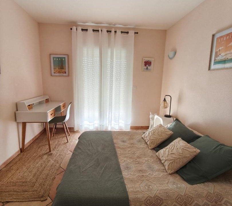 Photo of Others in Millas