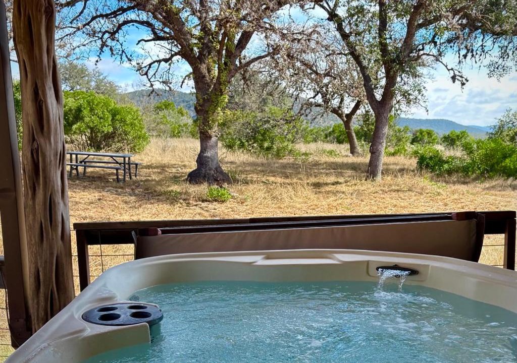 Photo of Others in Leakey