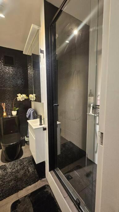 Photo of Others in Toorak