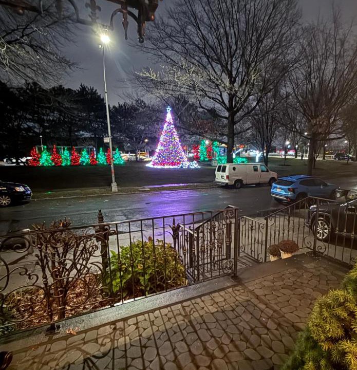 Photo of Others in Astoria Heights