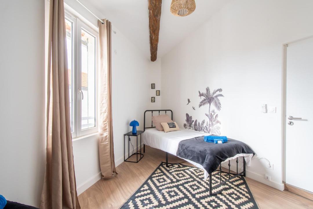 Photo of Bedroom in Lunel