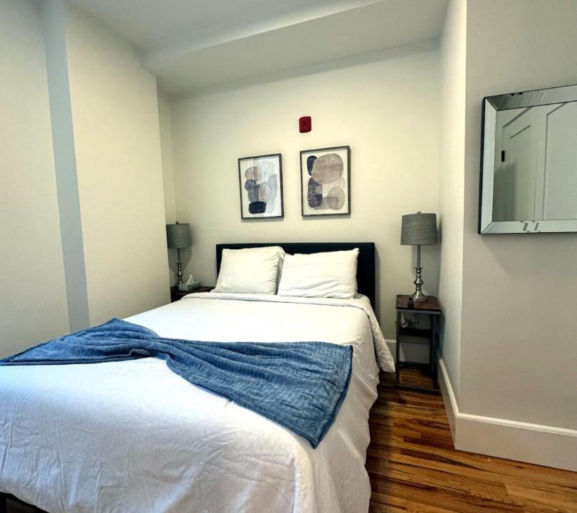 Photo of Bedroom in Downtown