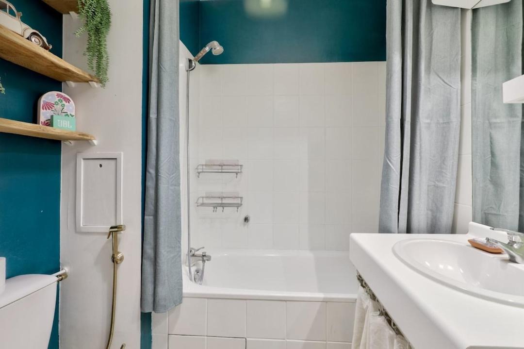 Photo of Bathroom in Rueil-Malmaison