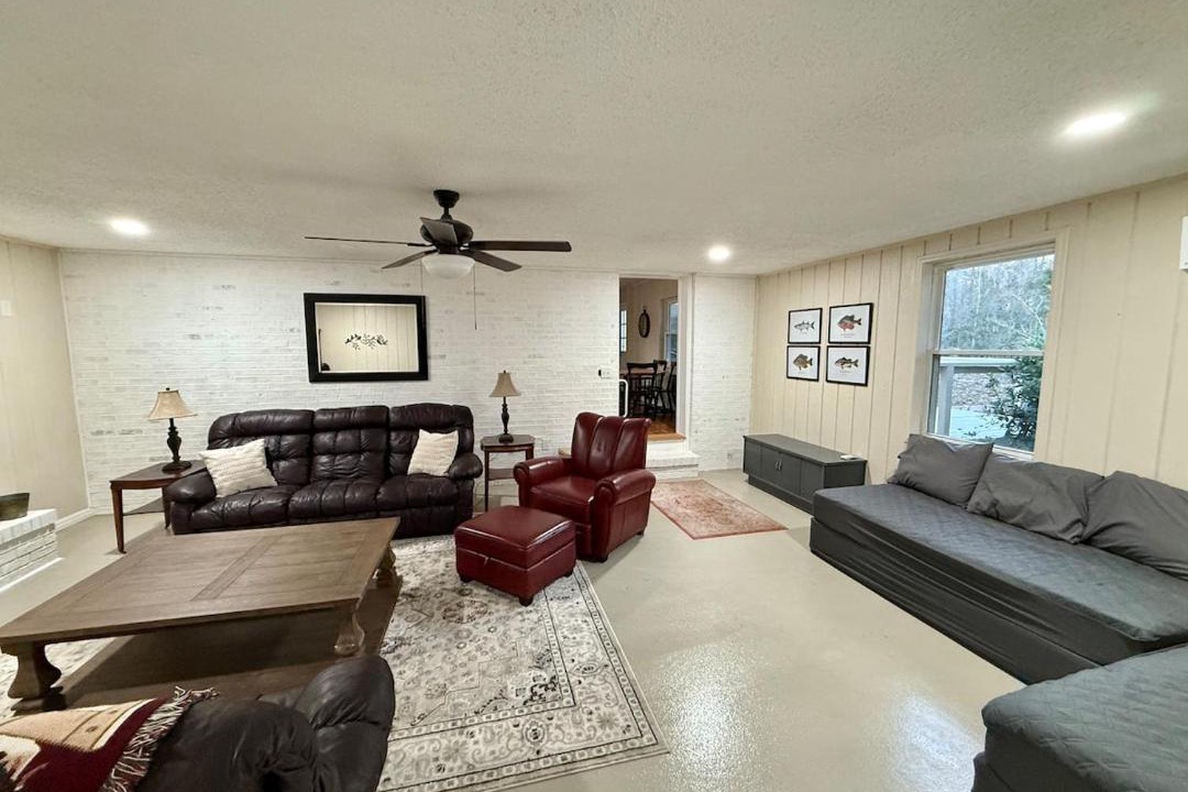 Photo of Others in Fort White