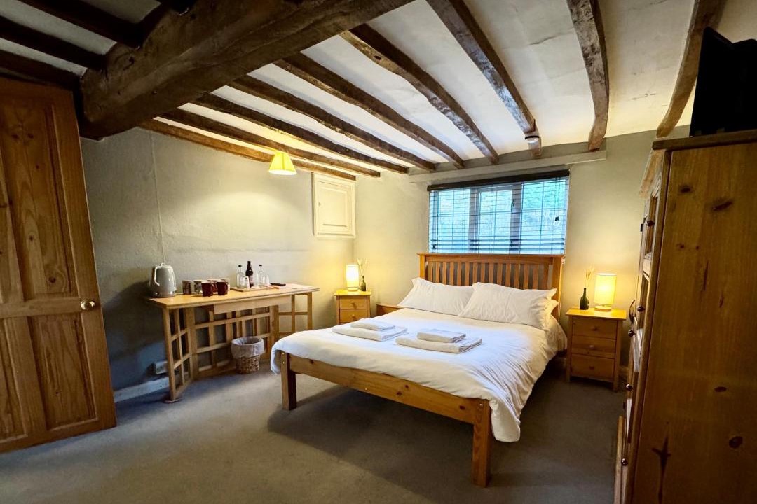 Photo of Others in Hook Norton