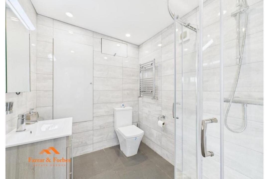 Photo of Bathroom in Winewall