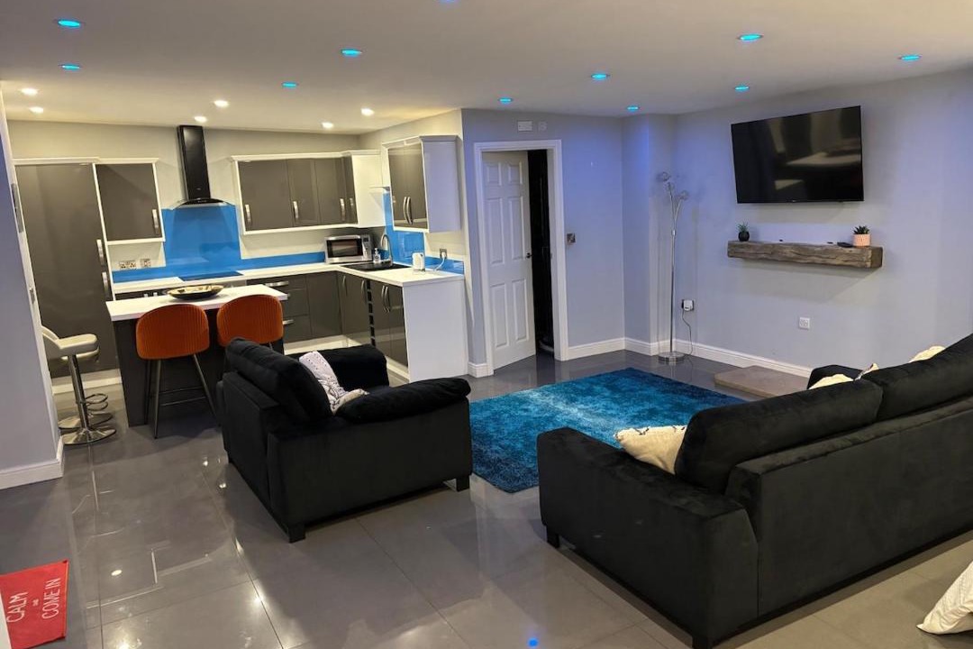 Photo of Others in Winewall