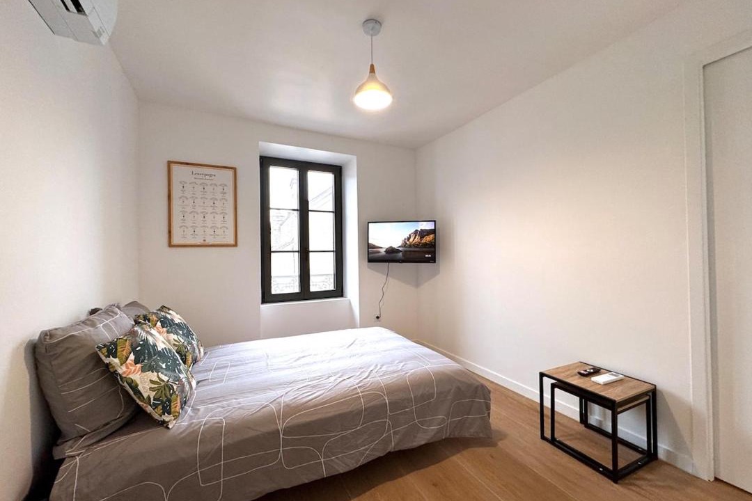 Photo of Bedroom in Avon