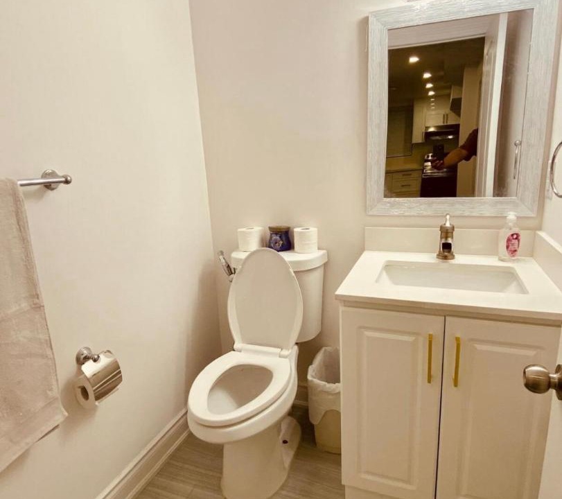 Photo of Bathroom in Halton Regional Municipality