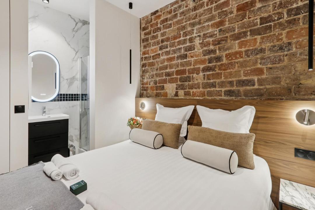 Photo of Others in 3rd Arrondissement