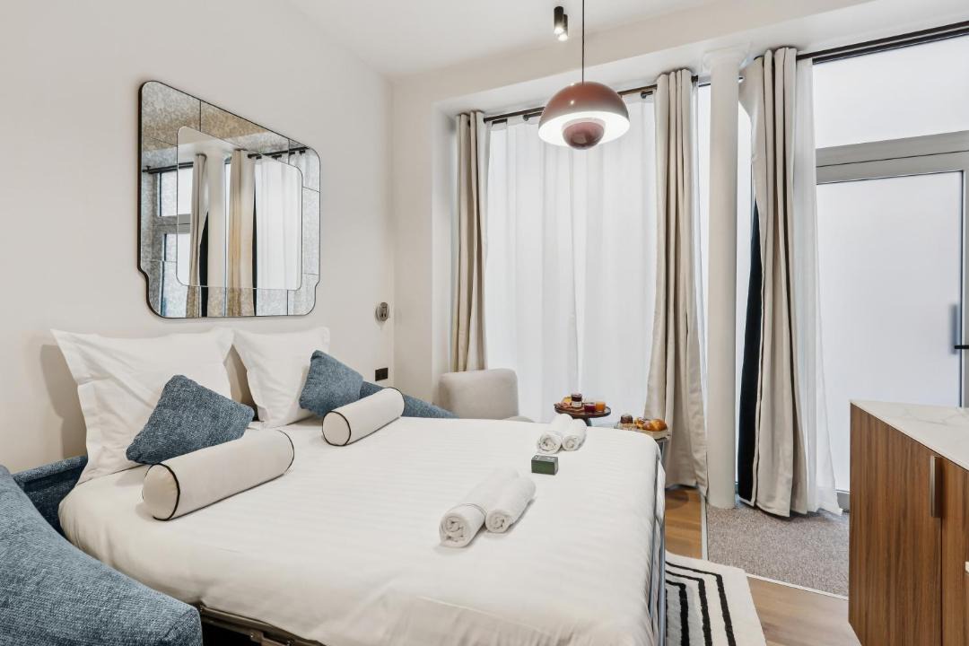 Photo of Others in 3rd Arrondissement