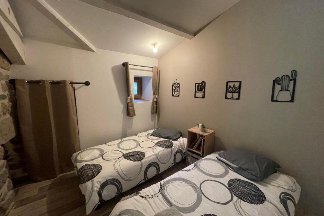 Photo of Bedroom in Beauvene