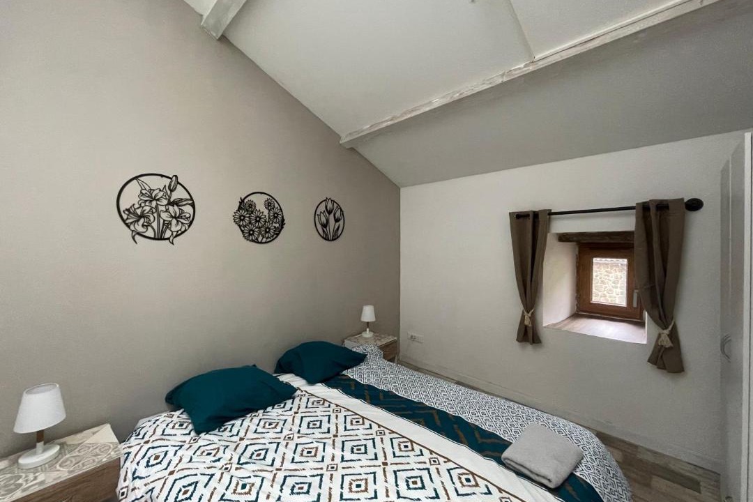 Photo of Bedroom in Beauvene