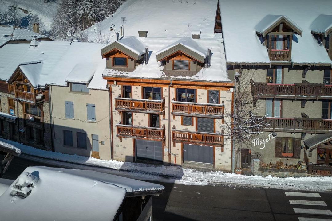 Photo of Buildings in La Grave