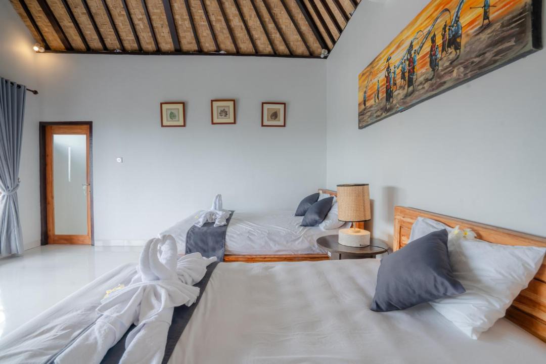 Photo of Others in Seraya