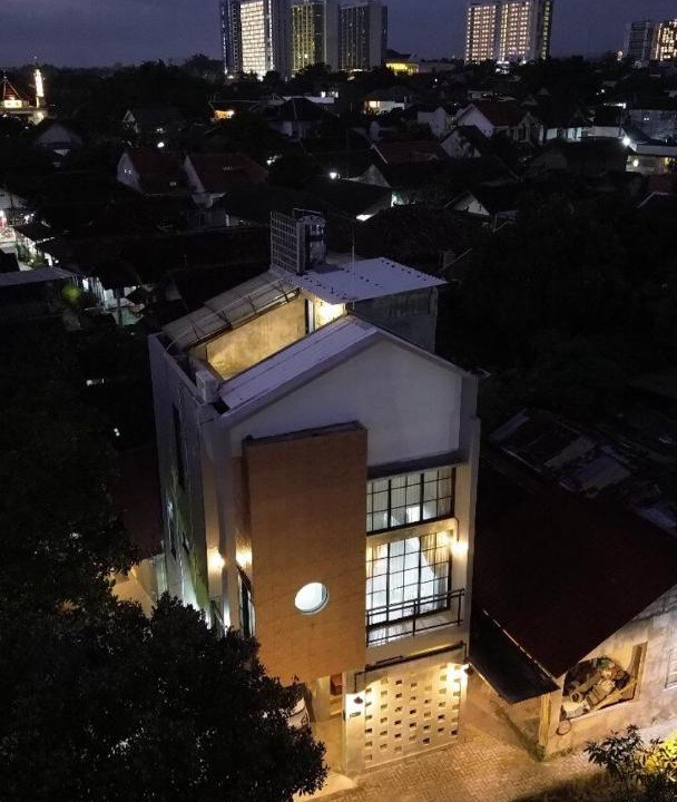 Photo of Buildings in Sari Harjo