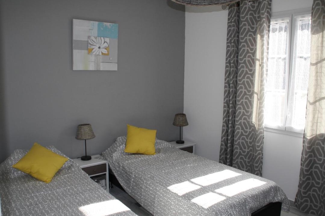 Photo of Others in Seigy