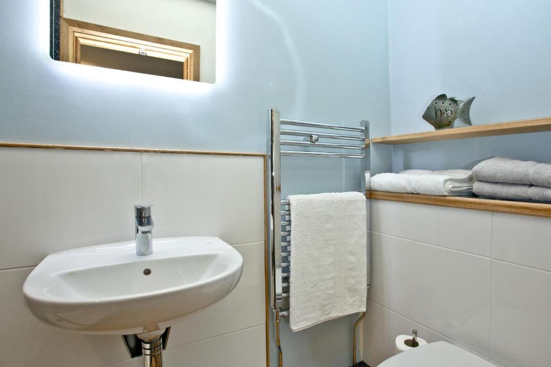 Photo of Others in Lynton