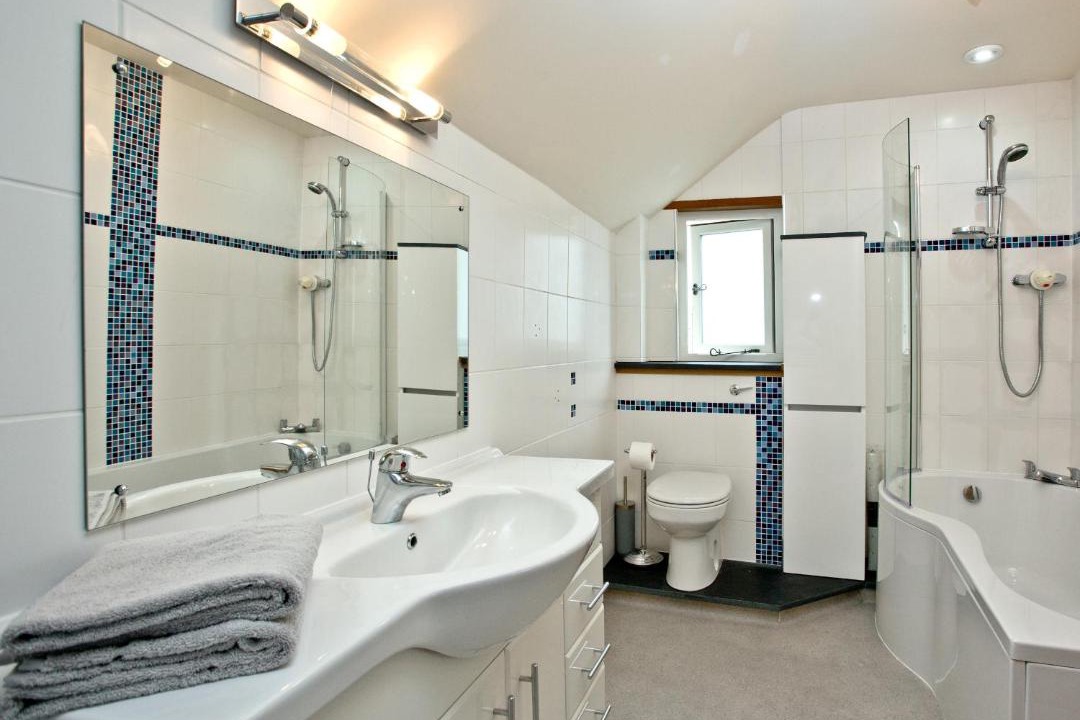 Photo of Others in Lynton